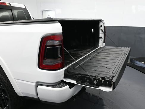 Used 2021 RAM 1500 Laramie w/ Night Edition image 42