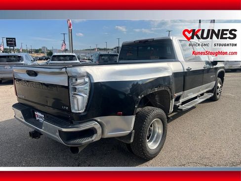 Used 2020 Chevrolet Silverado 3500 LTZ w/ LTZ Plus Package AWD/4WD image 8