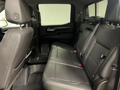 Certified 2022 GMC Sierra 1500 SLT w/ SLT Premium Plus Package AWD/4WD image 15
