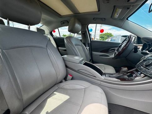 Used 2010 Buick LaCrosse CXS FWD image 17