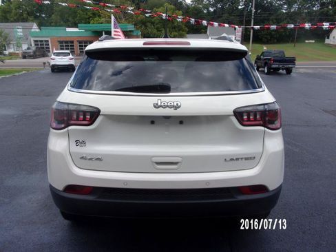 Used 2021 Jeep Compass Limited AWD/4WD image 5