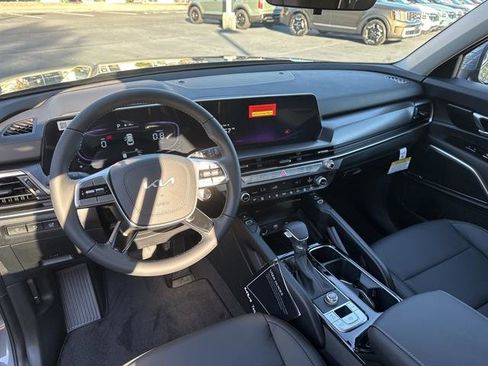 New 2025 Kia Telluride S image 12