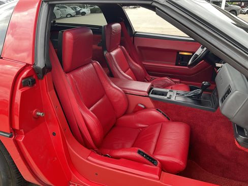 Used 1987 Chevrolet Corvette Coupe image 21