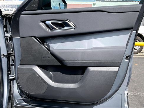 Certified 2025 Land Rover Range Rover Velar S AWD/4WD image 21