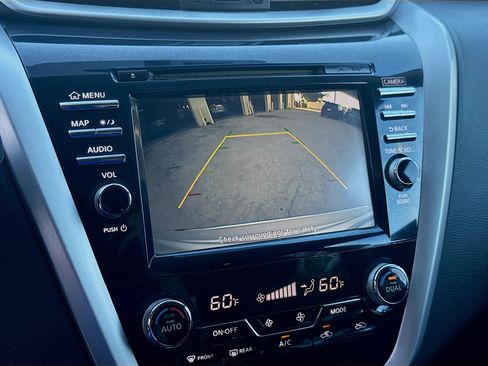 Used 2017 Nissan Murano SV FWD image 14