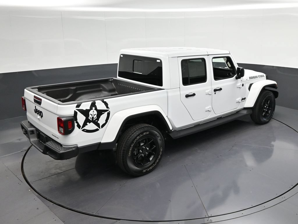 Used 2025 Jeep Gladiator Sport AWD/4WD image 18