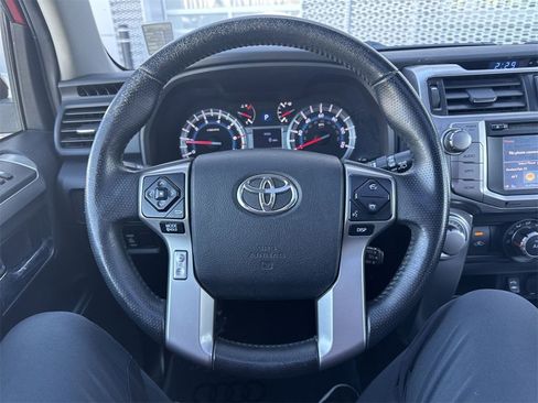 Used 2014 Toyota 4Runner SR5 image 14