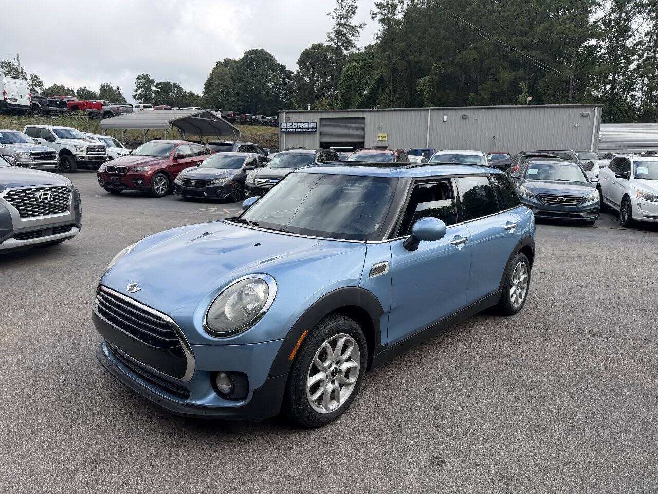 Used 2016 MINI Cooper Clubman FWD image 1