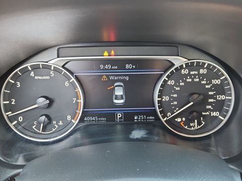 Used 2025 Nissan Altima 2.5 SV FWD image 15