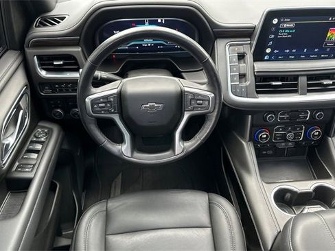 Used 2022 Chevrolet Tahoe Z71 w/ Z71 Off-Road Package image 16