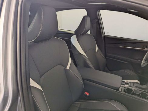 Certified 2025 Toyota Camry SE FWD image 32