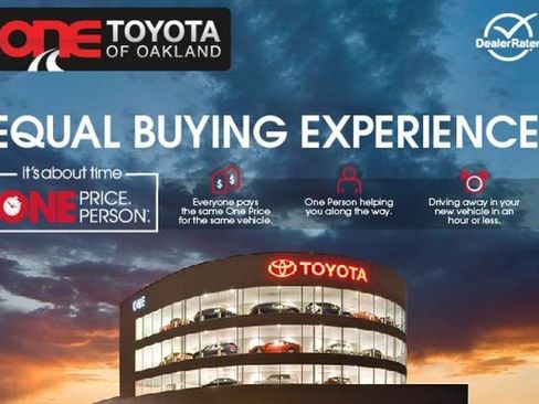 Used 2023 Toyota bZ4X FWD w/ Weather Package image 5