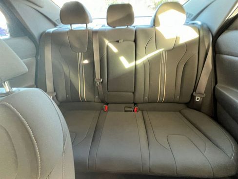 Used 2025 Hyundai Elantra SEL image 38