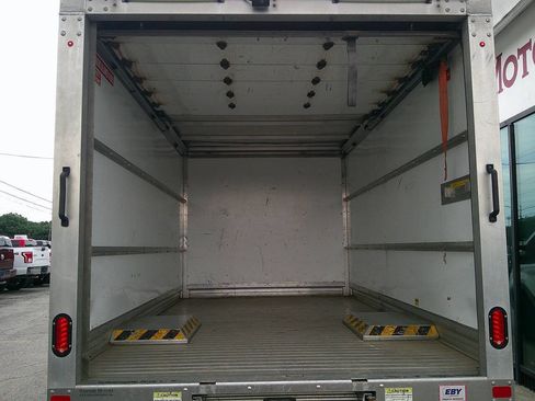 Used 2019 Ford Transit 350 156 DRW RWD image 8