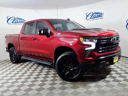 Used 2022 Chevrolet Silverado 1500 LT Trail Boss w/ LT Trail Boss Premium Package image 1