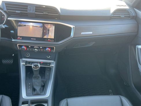 Certified 2025 Audi Q3 2.0T Premium Plus w/ Premium Plus Package image 26