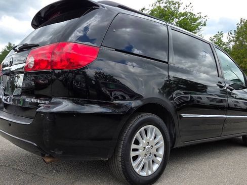 Used 2008 Toyota Sienna AWD image 15