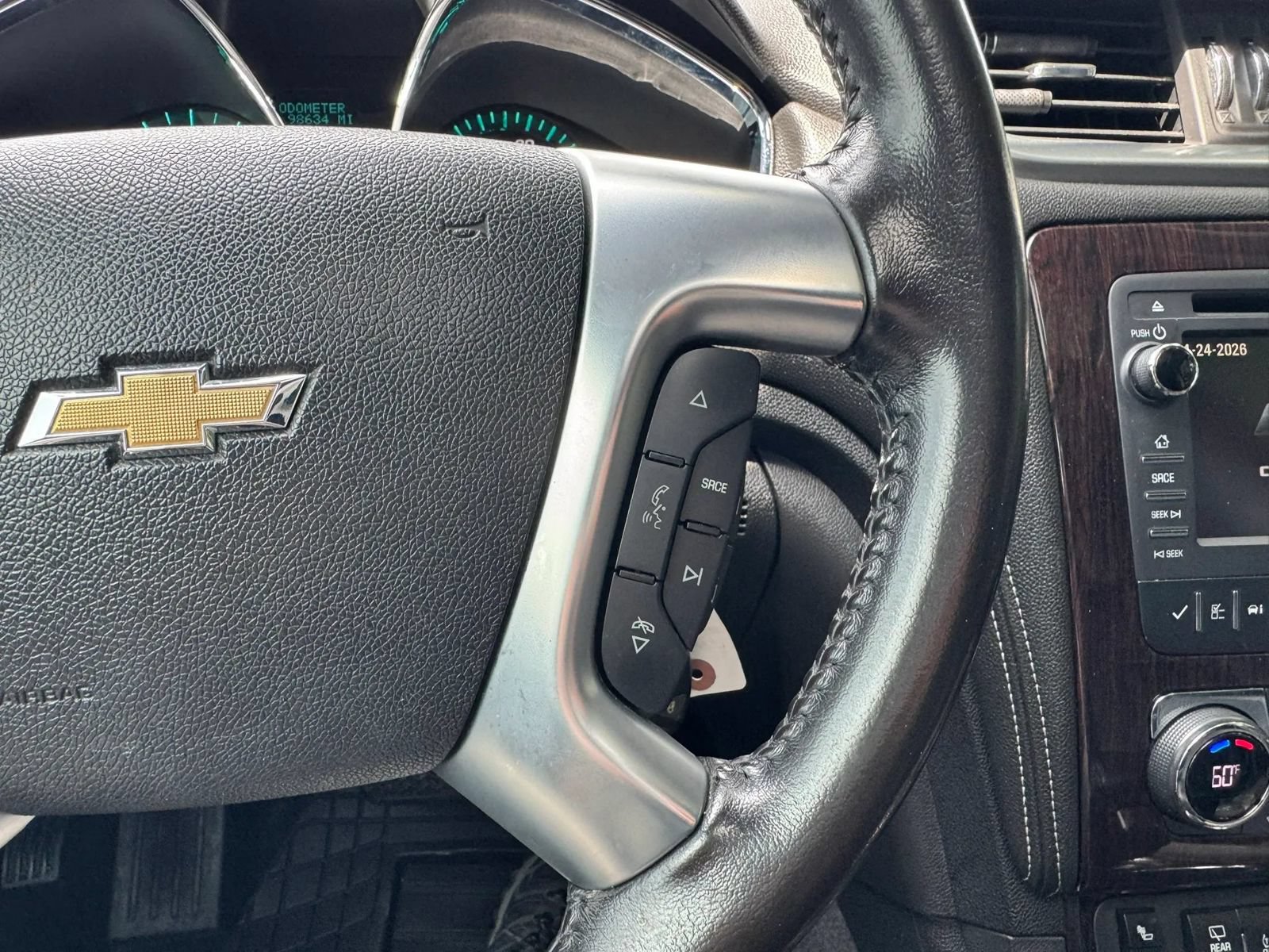 Used 2017 Chevrolet Traverse LT FWD image 30