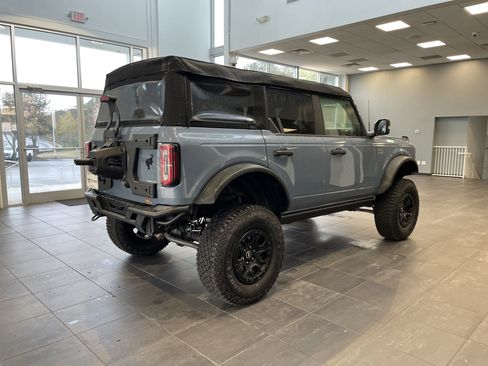 Used 2023 Ford Bronco Wildtrak image 10