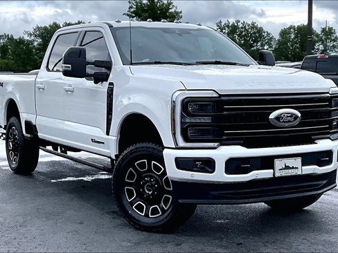 Used 2025 Ford F250 Platinum AWD/4WD image 36