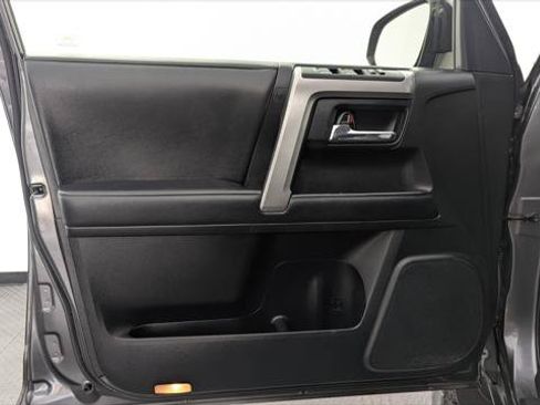 Used 2020 Toyota 4Runner SR5 RWD image 12