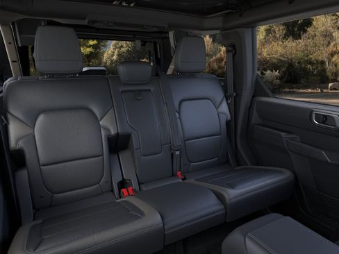 New 2026 Ford Bronco Outer Banks AWD/4WD image 11