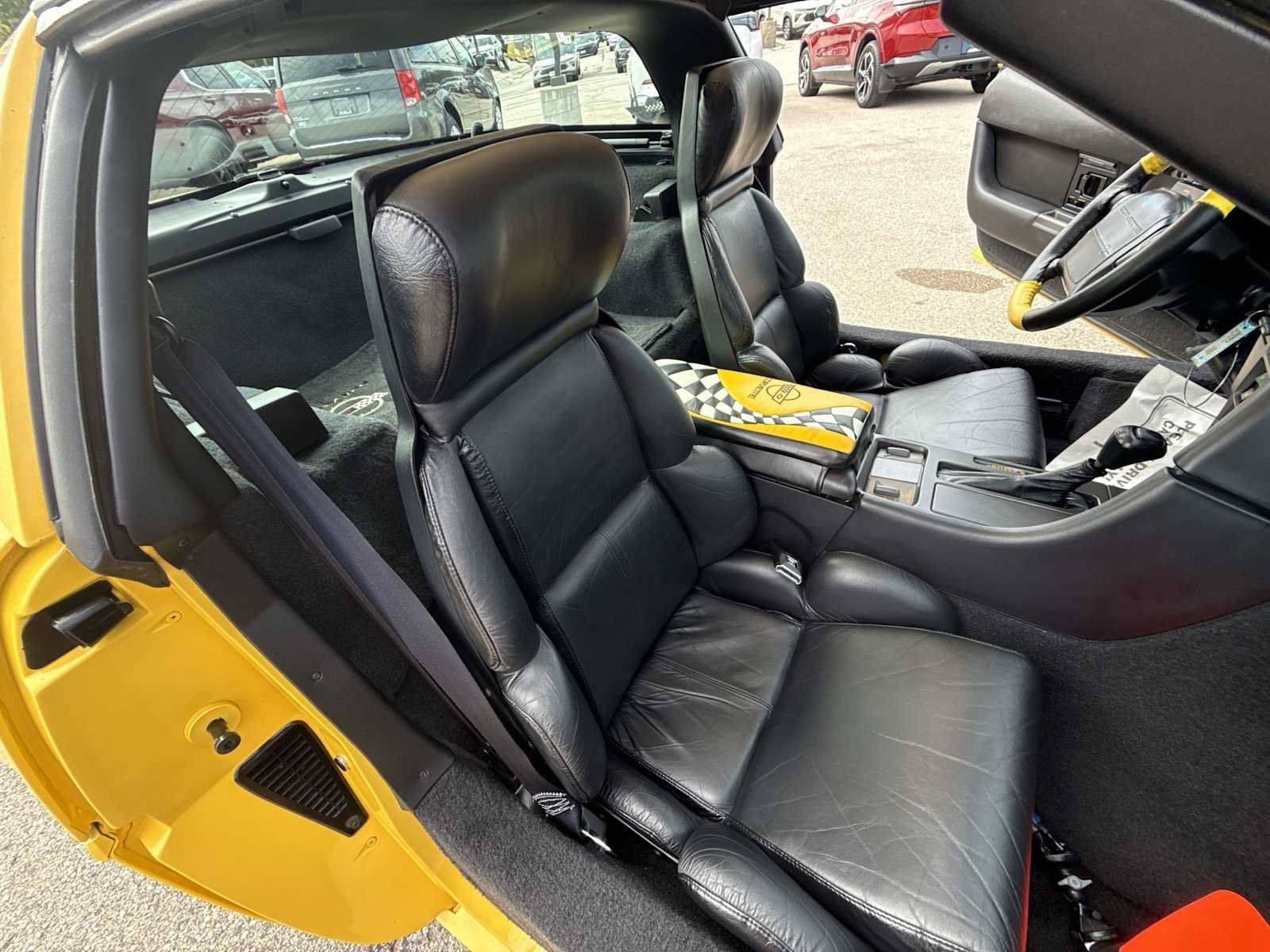 Used 1991 Chevrolet Corvette Coupe RWD image 23