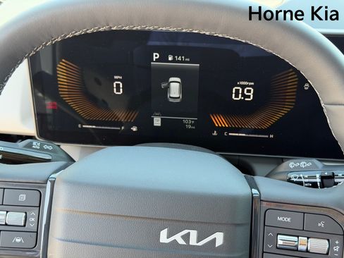New 2027 Kia Seltos LX FWD image 15