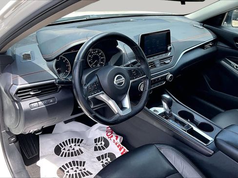Used 2022 Nissan Altima 2.5 SR FWD image 18