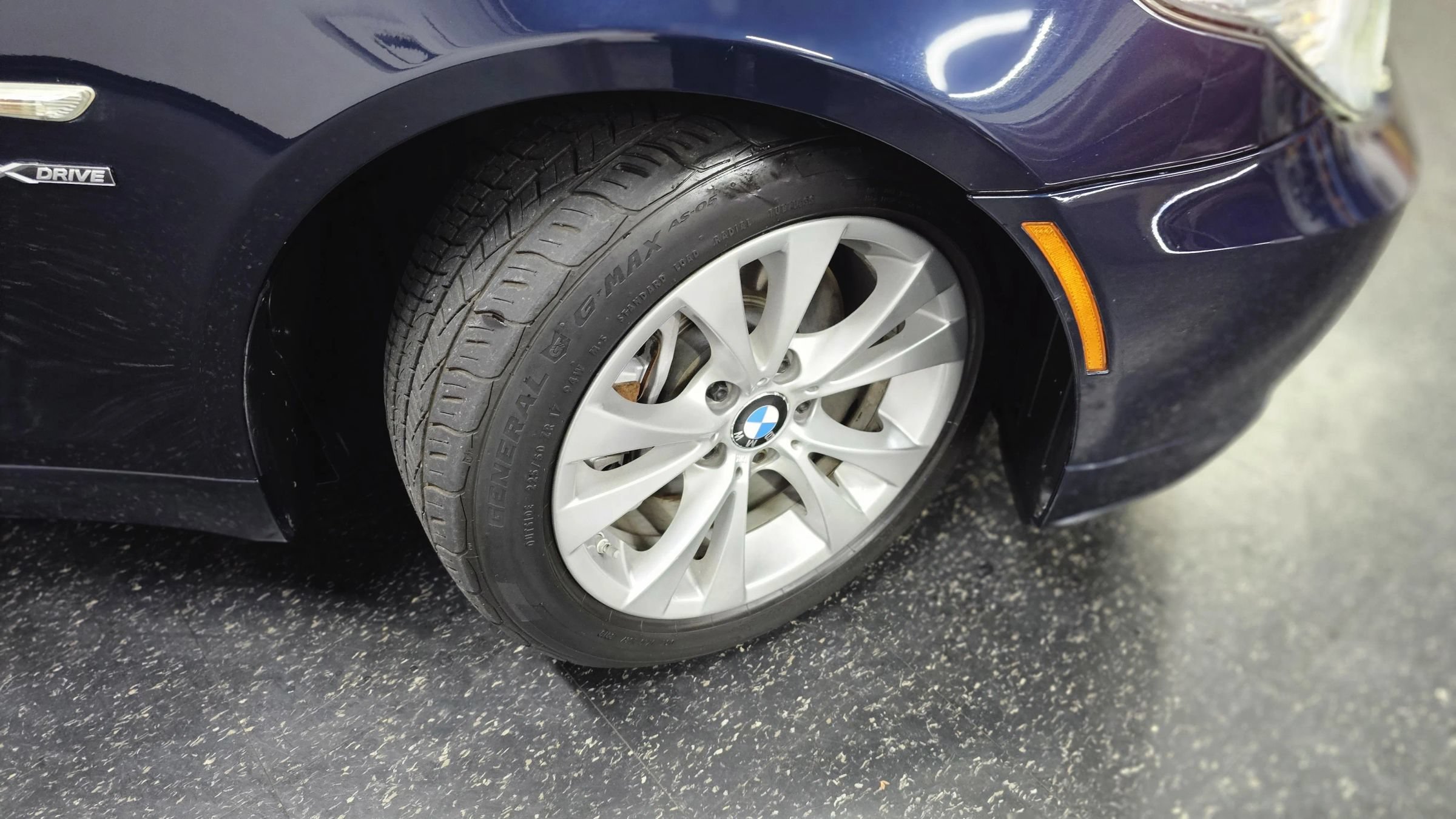 Used 2010 BMW 535i xDrive Wagon AWD/4WD image 9