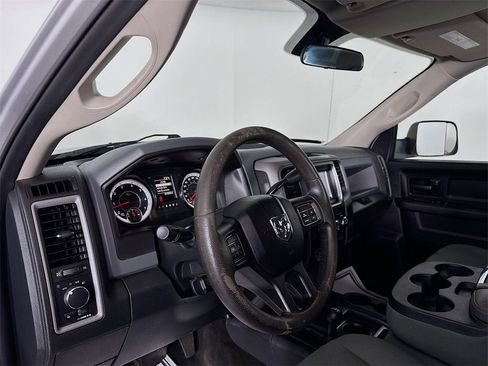 Used 2017 RAM 2500 Tradesman w/ Chrome Appearance Group image 9