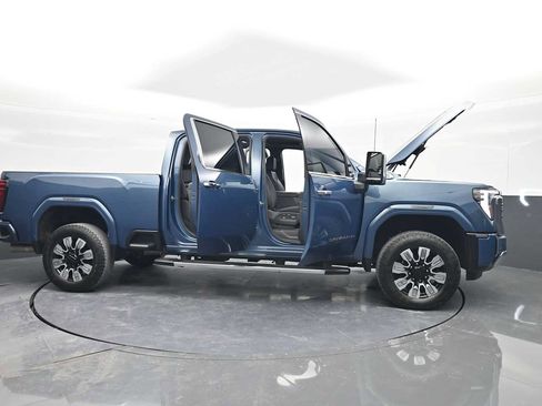 Used 2024 GMC Sierra 2500 Denali w/ Denali Reserve Package image 46
