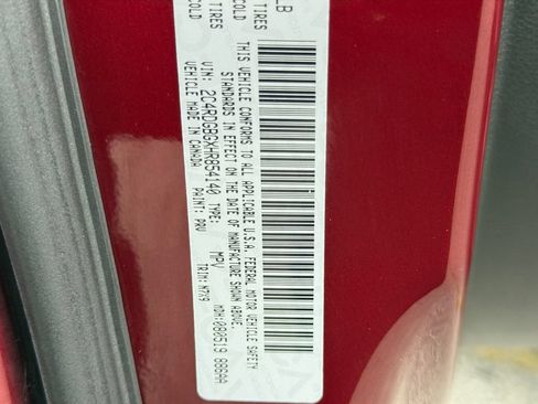 Used 2017 Dodge Grand Caravan SE FWD image 27
