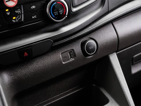 Used 2021 Ford Transit 350 XLT image 23