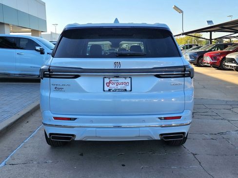 New 2026 Buick Enclave Avenir w/ Super Cruise Package image 5