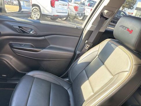 Used 2023 GMC Acadia AT4 w/ Technology Package image 21