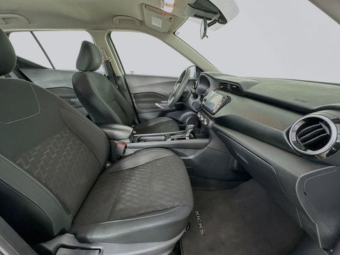 Used 2023 Nissan Kicks SV FWD image 32