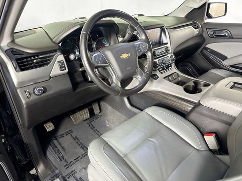 Used 2020 Chevrolet Tahoe LT w/ RST Edition RWD image 9