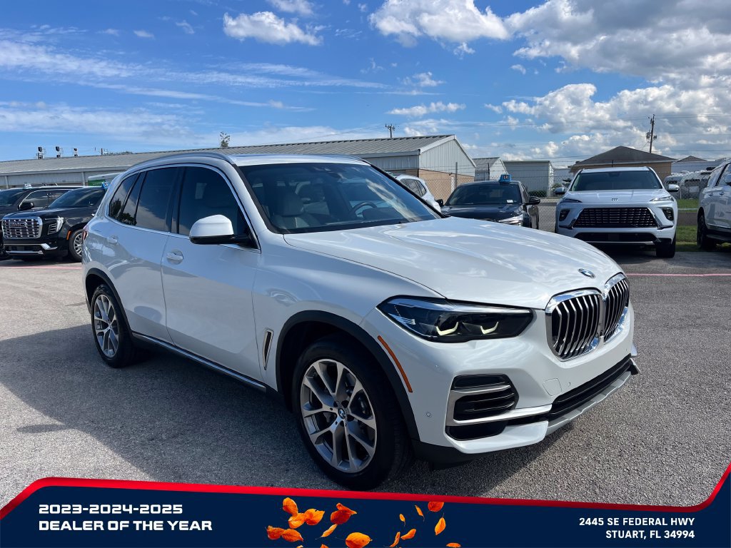 Used 2023 BMW X5 sDrive40i w/ Premium Package RWD image 2