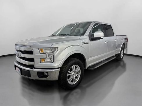 Used 2015 Ford F150 Lariat w/ Equipment Group 501A Mid AWD/4WD image 4