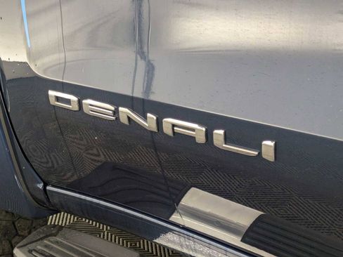 Used 2020 GMC Sierra 1500 Denali w/ Technology Package image 11