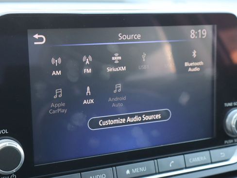 Used 2025 Nissan Altima 2.5 SR FWD image 8