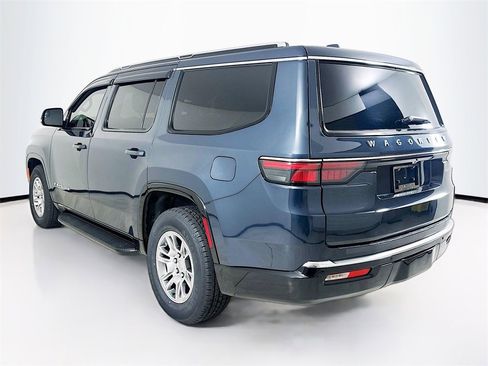 Used 2023 Jeep Wagoneer 2WD image 34