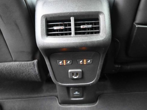 Used 2022 GMC Terrain Denali w/ Denali Premium Package AWD/4WD image 14