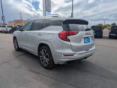 Used 2019 GMC Terrain Denali w/ Advanced Safety Package image 5