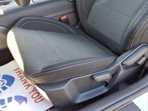 Used 2025 Ford Mustang Coupe image 19