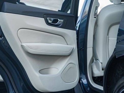 New 2026 Volvo XC60 T8 Ultra w/ Protection Package Premier image 36