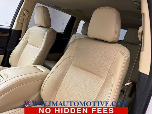 Used 2017 Toyota Highlander Limited image 14