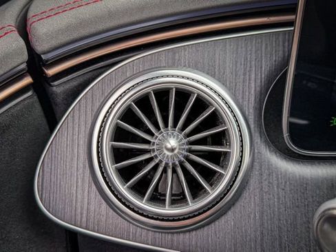 Used 2022 Mercedes-Benz EQS 450+ Sedan image 37