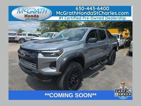 Used 2025 Chevrolet Colorado ZR2 w/ Midnight Edition AWD/4WD image 1